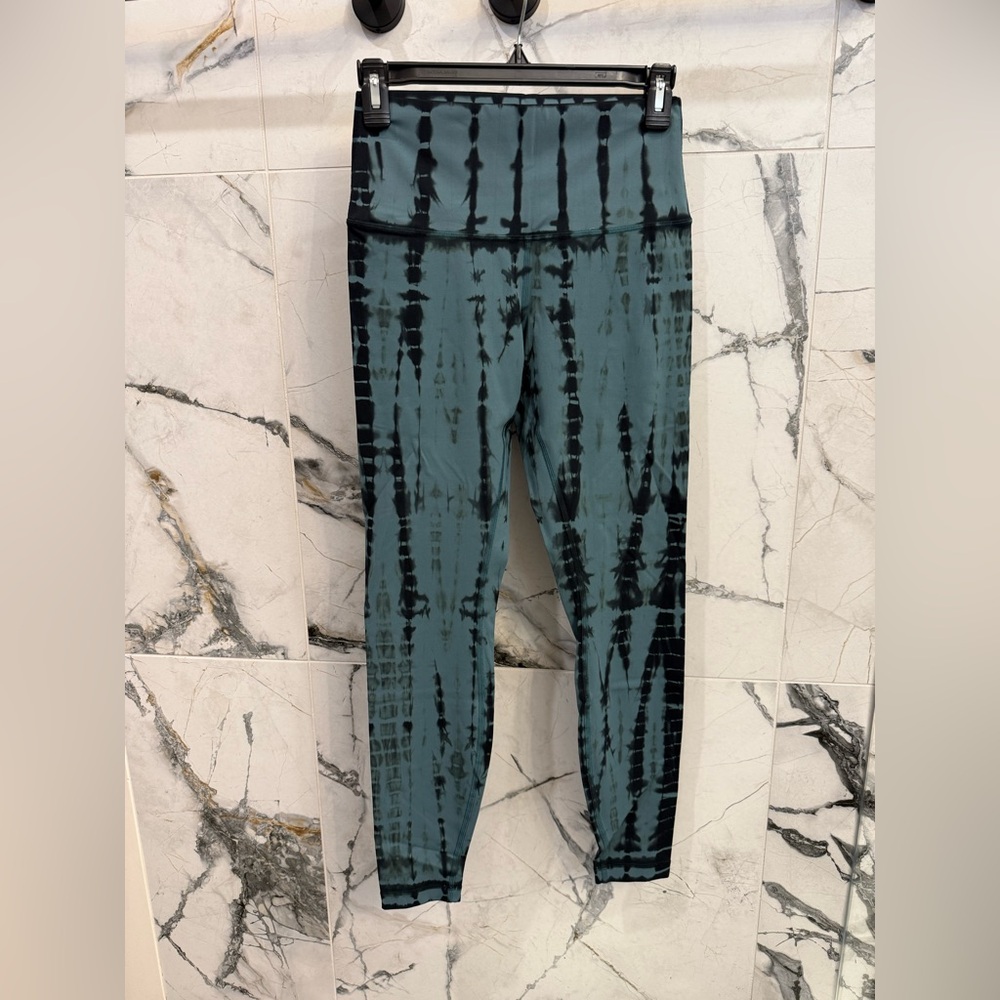 Lululemon Tie-Dye Leggings - Turquoise and Green